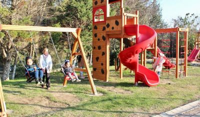 Jeux d’escalade et d’équilibre pour enfants — Elysee