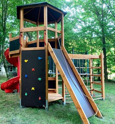 Parcours d’escalade et d’équilibre en bois — Elysee