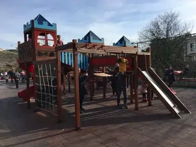 Aire de jeux en bois — Elysee
