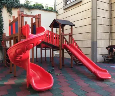 Aire de jeux en bois — Elysee