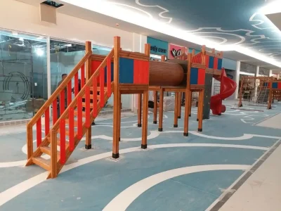 Aire de jeux en bois — Elysee