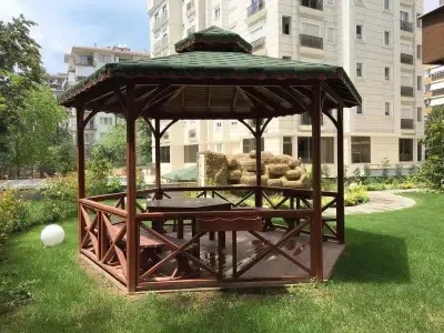Kiosque de jardin en bois — Elysee
