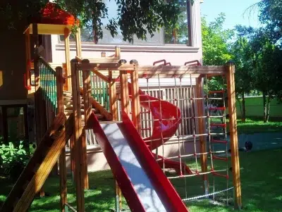 Aire de jeux en bois — Elysee