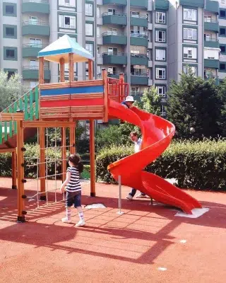 Aire de jeux en bois — Elysee